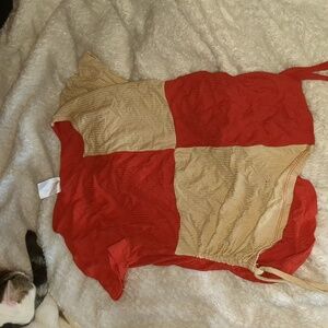 Colorblock stretchy tee